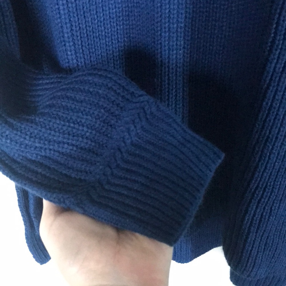 Lisa Rinna Long Sweater - Picture 5 of 7